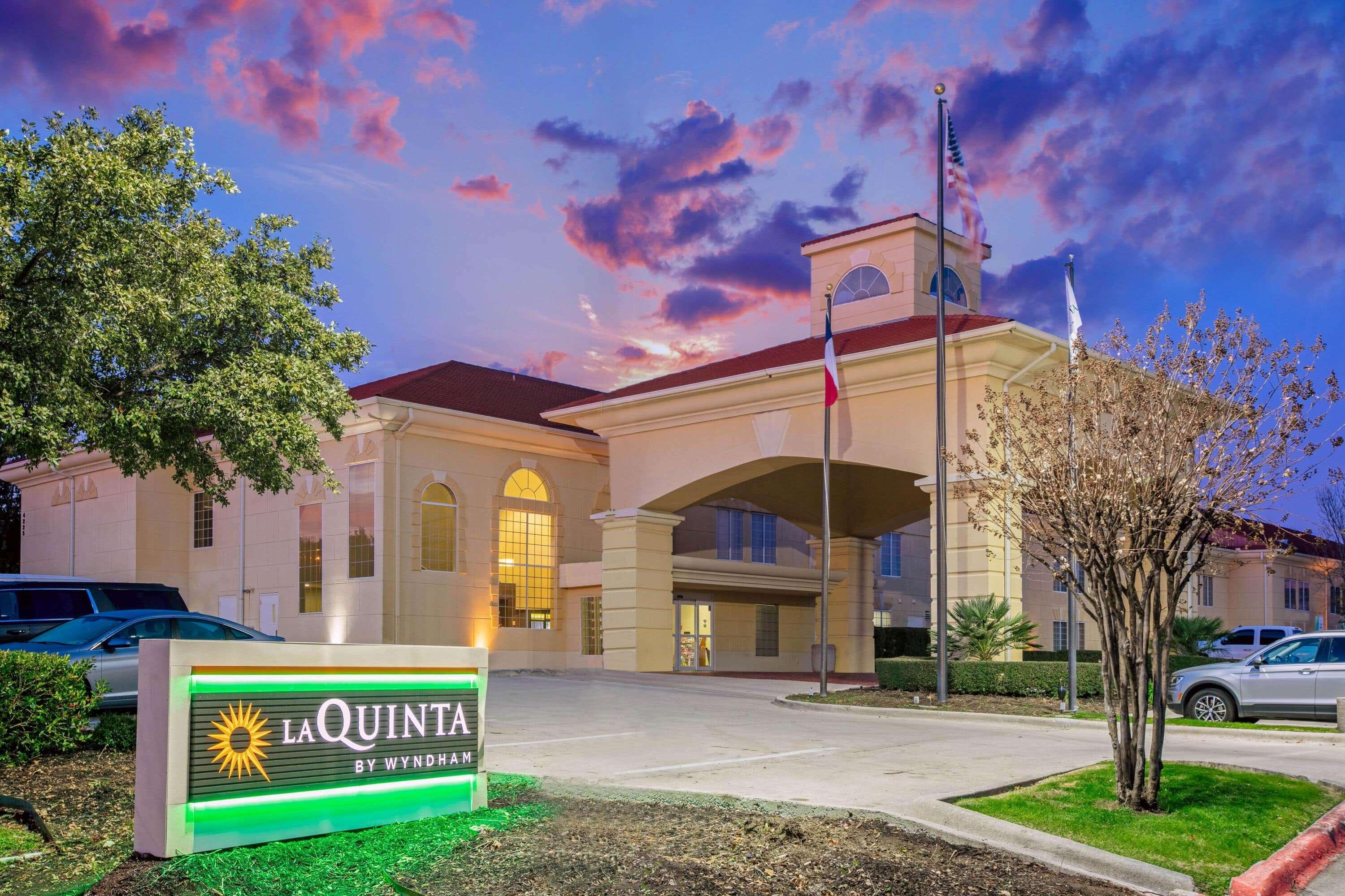 Hotel La Quinta By Wyndham Dallas - Las Colinas Irving Exteriér fotografie